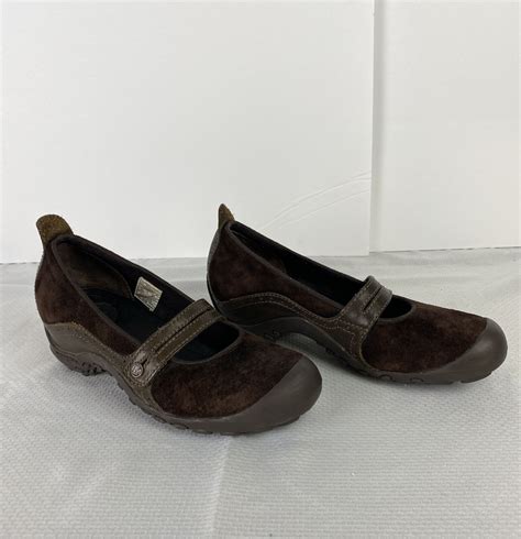  Shop staryzee's closet or find the perfect look from millions of stylists. Fast shipping and buyer protection. Merrell Plaza Bandeau Expresso Mary Jane - Size - 6.5 - Color - Expresso/Brown/Black Gently used. Smoke free. No box. Packaged with care and shipped ASAP. Let us know if you have any questions. Pair in photos is the exact pair you are purchasing. View pictures for details. Make sure ... 